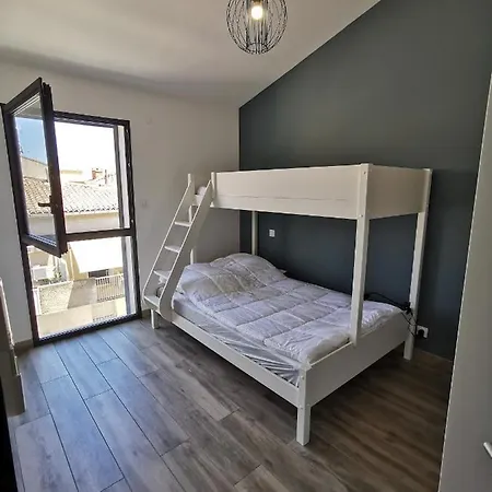 As22351 - P3 Au 2eme Et Dernier Etage Dans Neuve En Centre Le Grau-du-Roi