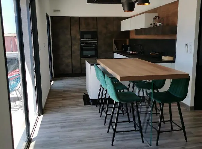 As22351 - P3 Au 2eme Et Dernier Etage Dans Neuve En Centre * לה-גרו-דו-רואה